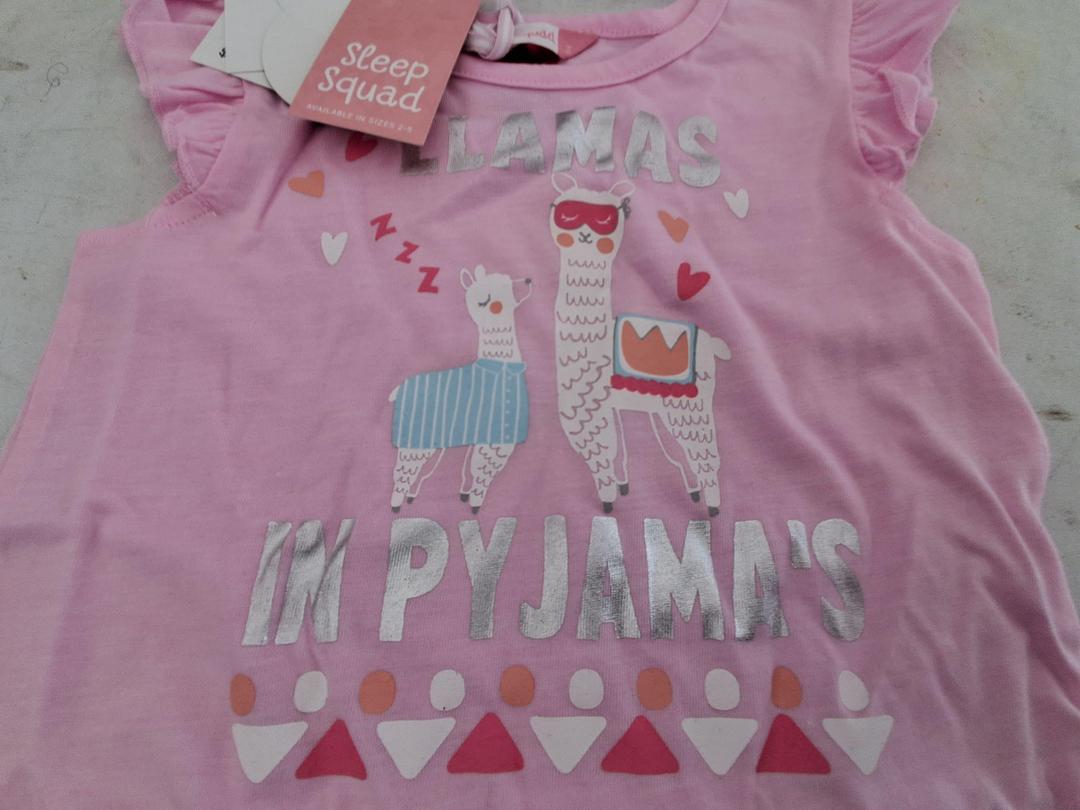 Photo '3' of Pink SS Nighty "Llamas in Pyjamas" Size 4 Photo '3' of Pink SS Nighty "Llamas in Pyjamas" Size 4