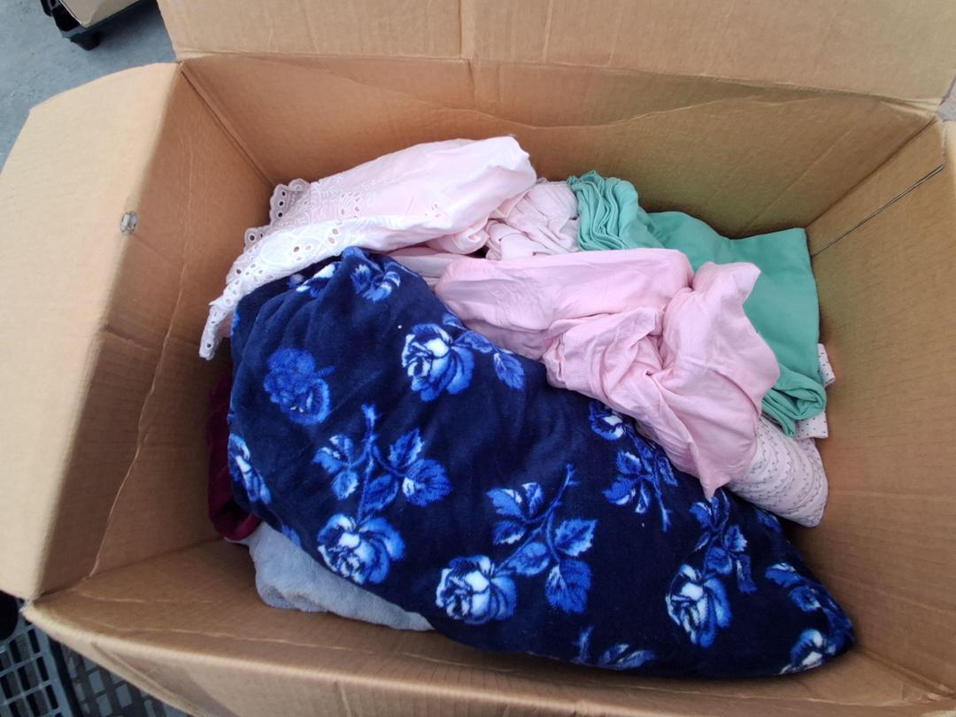 Photo '5' of Assorted Womens PJs/Robes (28pcs)