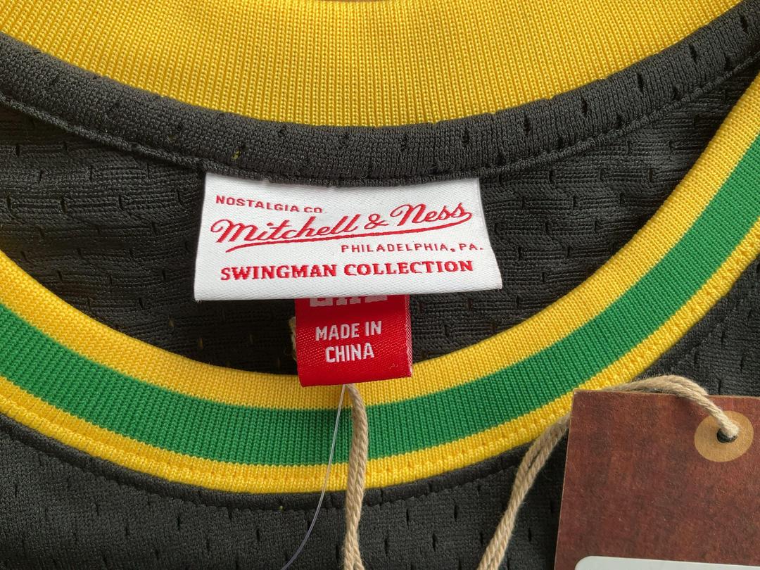 Photo '4' of NBA Swingman Jersey SuperSonics
