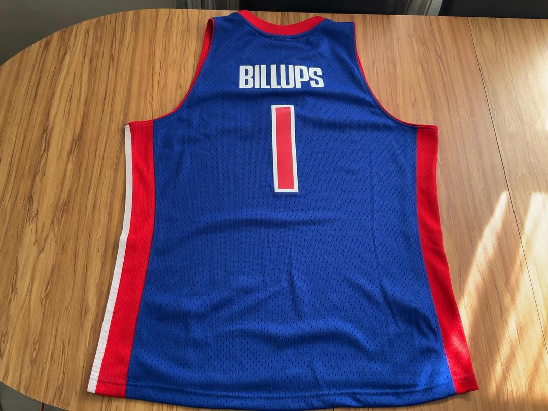 Photo '2' of NBA Swingman Jersey Pistons