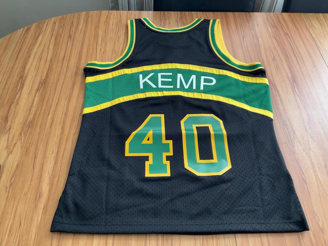 Photo '2' of NBA Swingman Jersey SuperSonics Photo '2' of NBA Swingman Jersey SuperSonics