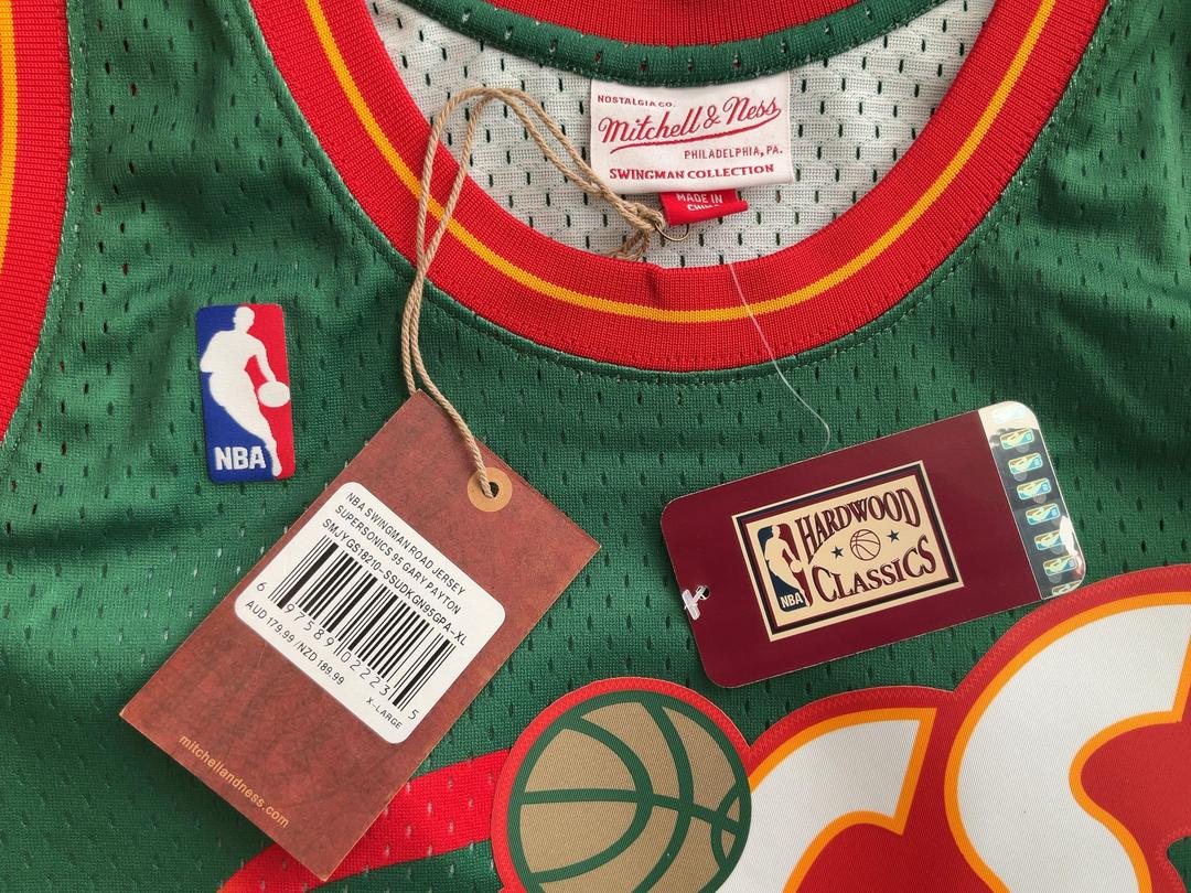 Photo '3' of NBA Swingman Jersey SuperSonics Photo '3' of NBA Swingman Jersey SuperSonics