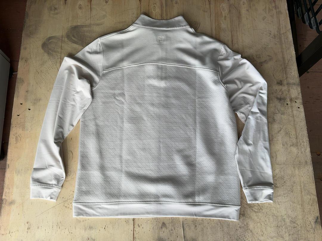 Photo '2' of Footjoy 26 TS Ottoman Midlayer Stone Photo '2' of Footjoy 26 TS Ottoman Midlayer Stone