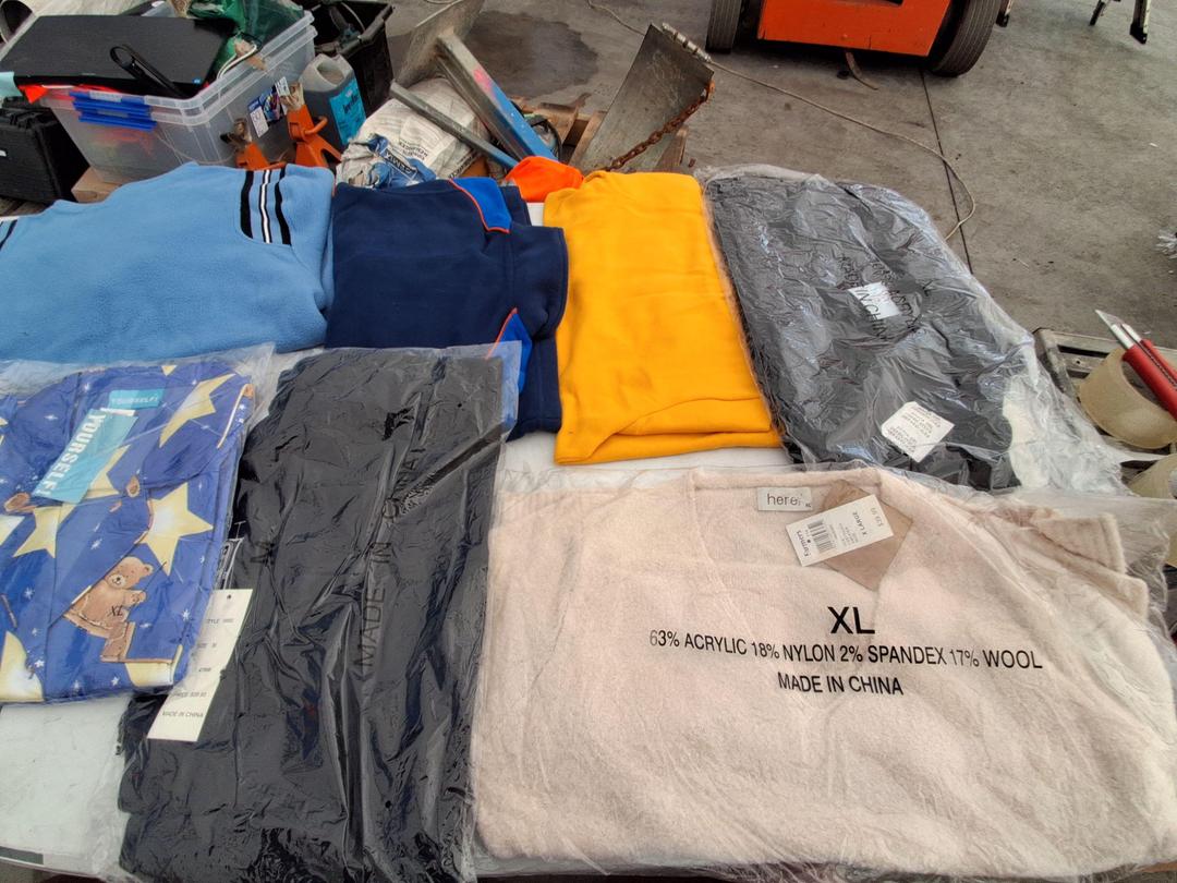 Photo '2' of Mixed Mens/Womens Jumpers & PJs(10pcs)