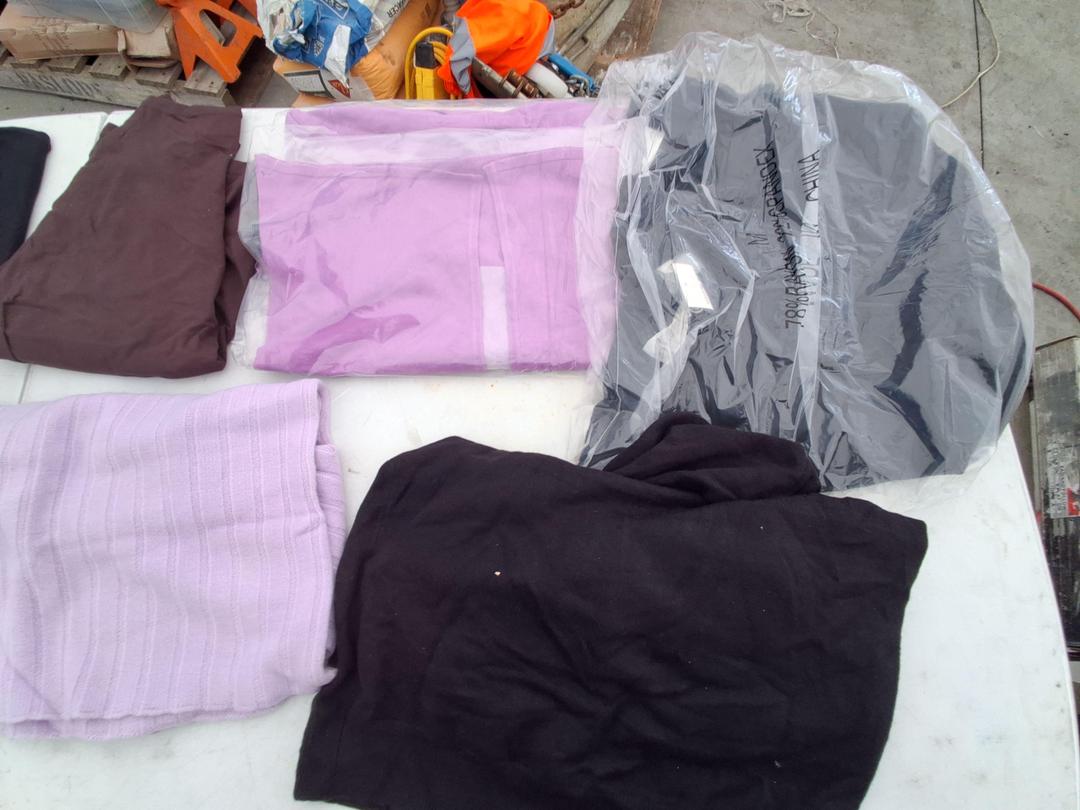 Photo '2' of Mixed Womens Jumpers (10pcs)