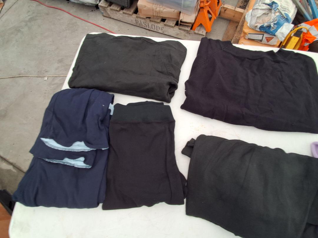 Photo '4' of Mixed Womens Jumpers (10pcs)