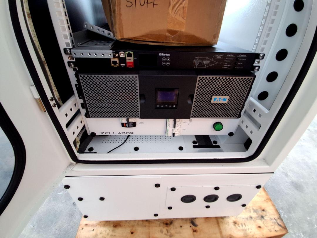 Photo '10' of Zellabox Server Rack Enclosure