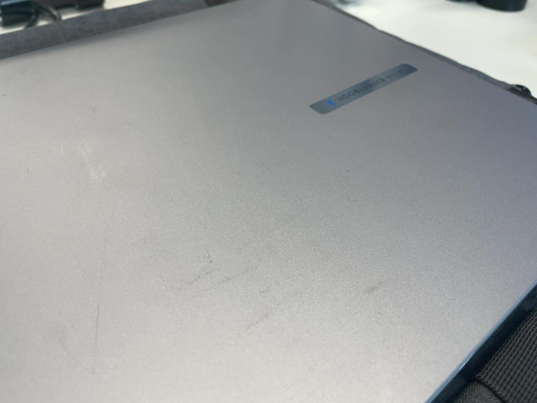 Photo '6' of Asus ExpertBook B1503CVA Laptop with Charger & Bag