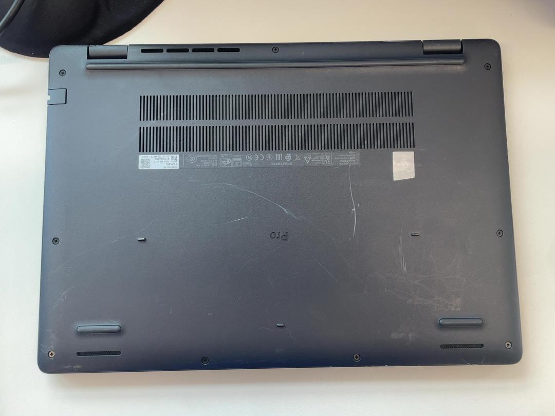 Photo '7' of Faulty Dell P134F Laptop Photo '7' of Faulty Dell P134F Laptop