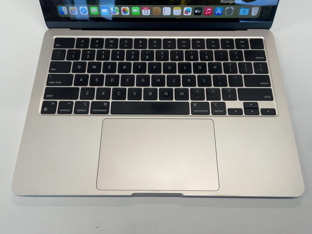 Photo '2' of Apple MacBook Air M2 Laptop Photo '2' of Apple MacBook Air M2 Laptop