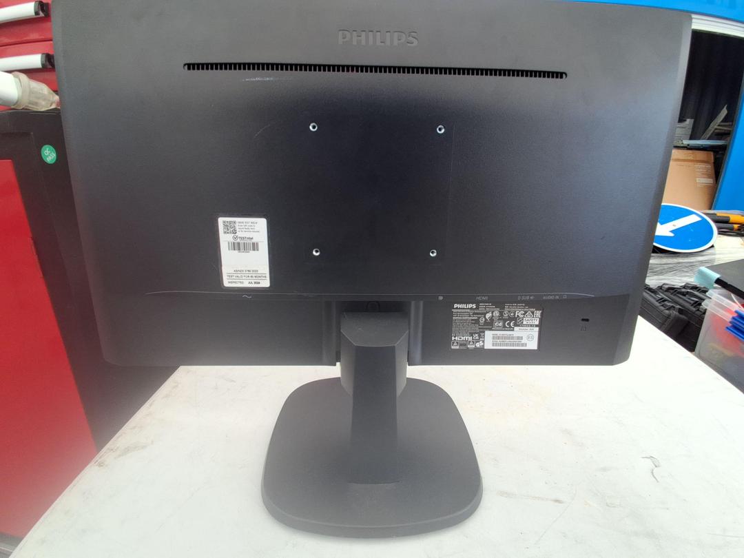 Photo '2' of Philips Monitor