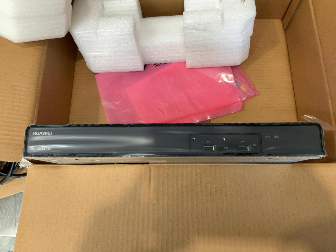 Photo '8' of Huawei AR1220E Enterprise Router