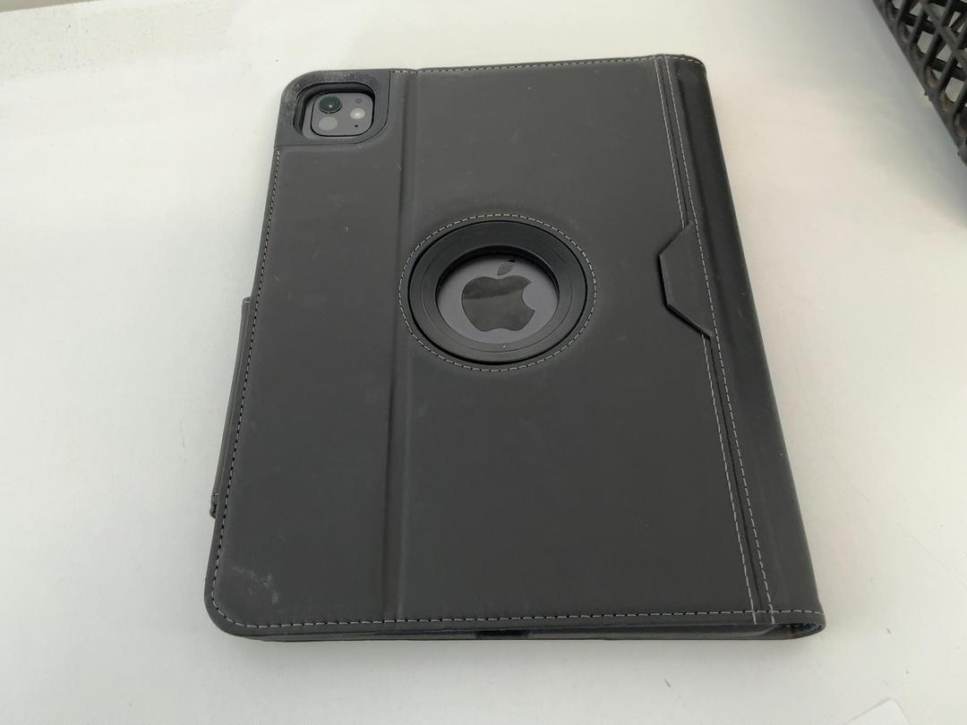 Photo '4' of Apple ipad Pro 11-inch (M4) Photo '4' of Apple ipad Pro 11-inch (M4)