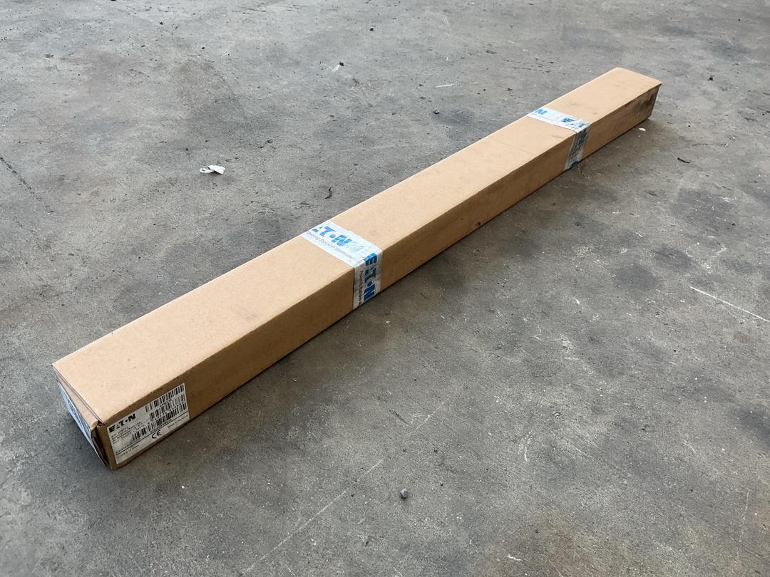 Photo '2' of Eaton ePDU Basic 16A ePBZ32