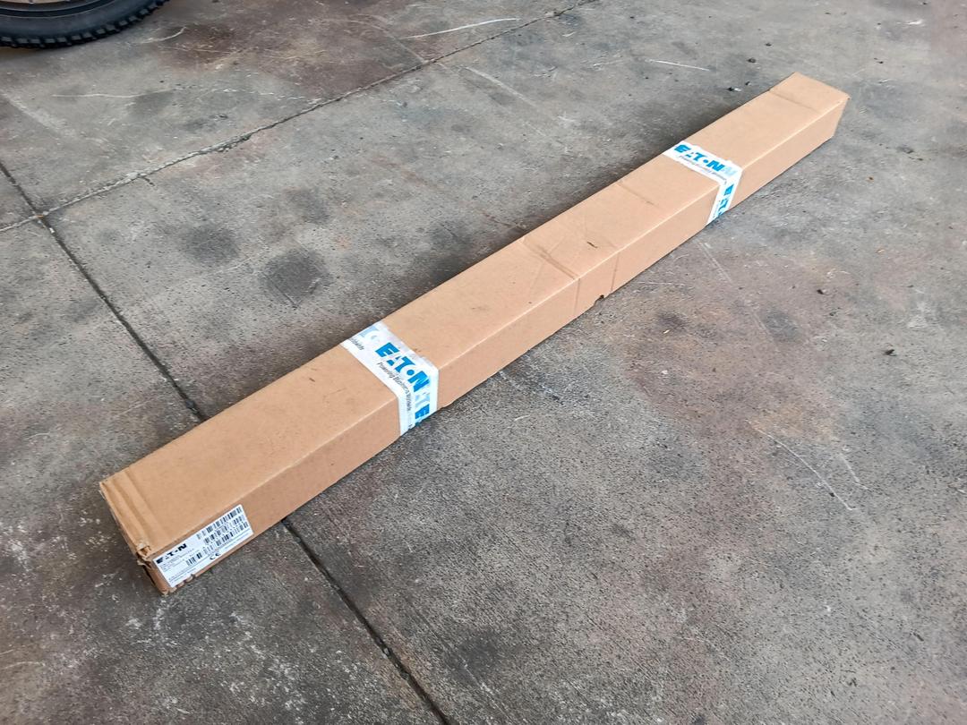 Photo '2' of Eaton ePDU Basic 16A ePBZ33