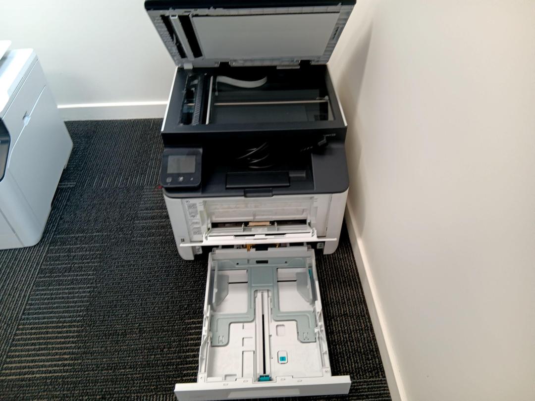 Photo '2' of Fujifilm Apeos C325