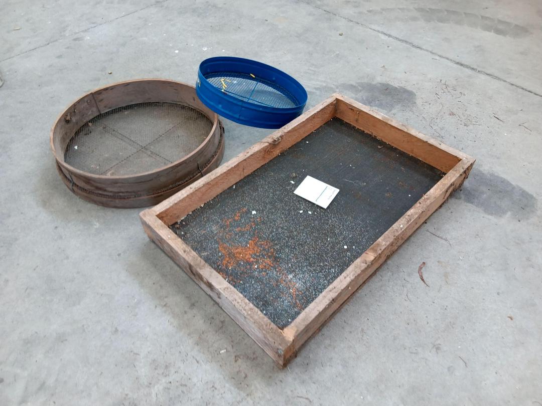 Photo '2' of Handheld Shifting Equipment