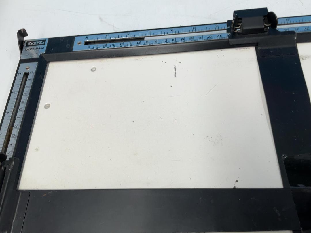 Photo '5' of LPL Easel or Similar Photo '5' of LPL Easel or Similar