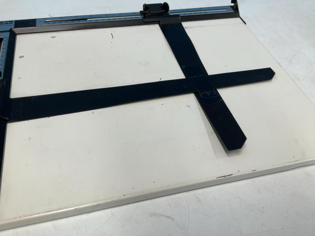 Photo '7' of LPL Easel or Similar Photo '7' of LPL Easel or Similar