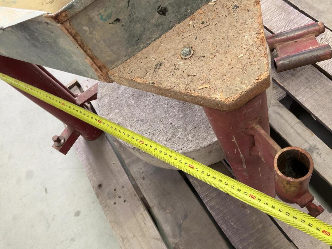 Photo '15' of Pottery Wheel or Similar Photo '15' of Pottery Wheel or Similar