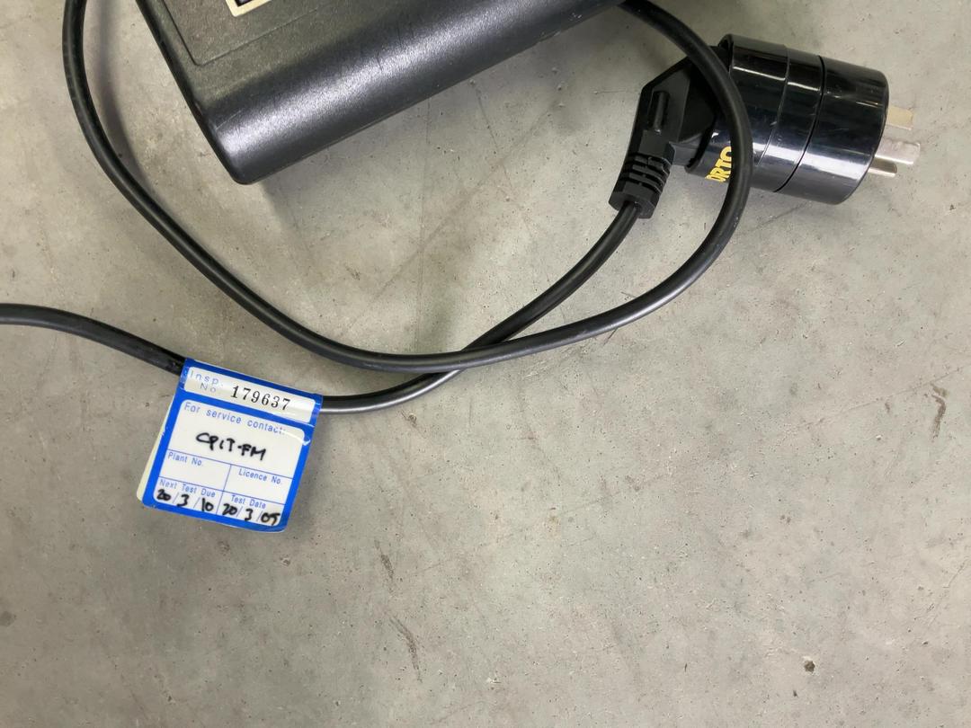 Photo '3' of Durst M 370 BW Enlarger Photo '3' of Durst M 370 BW Enlarger