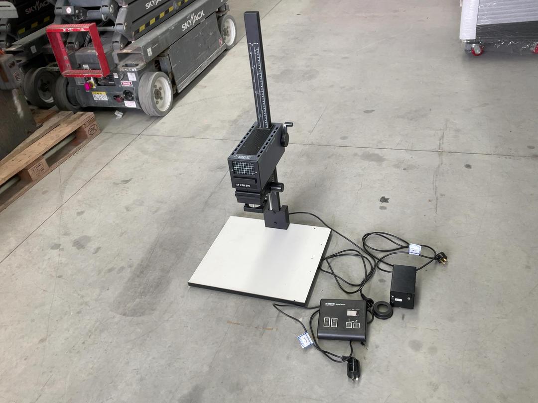 Photo '15' of Durst M 370 BW Enlarger Photo '15' of Durst M 370 BW Enlarger