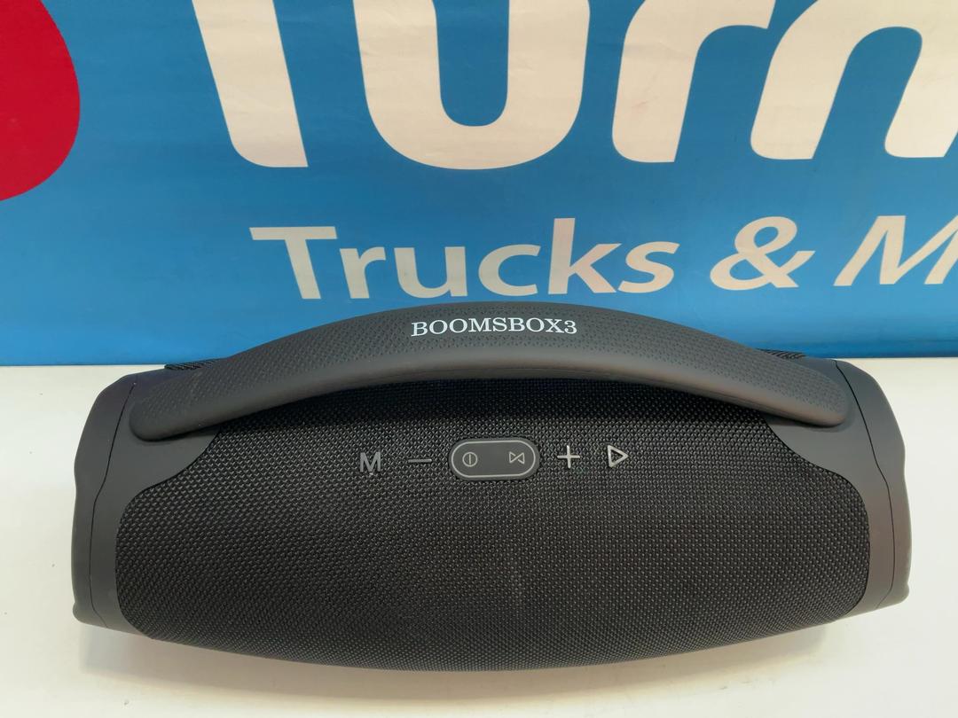 Photo '2' of Portable Bluetooth Speaker - Boomsbox 3