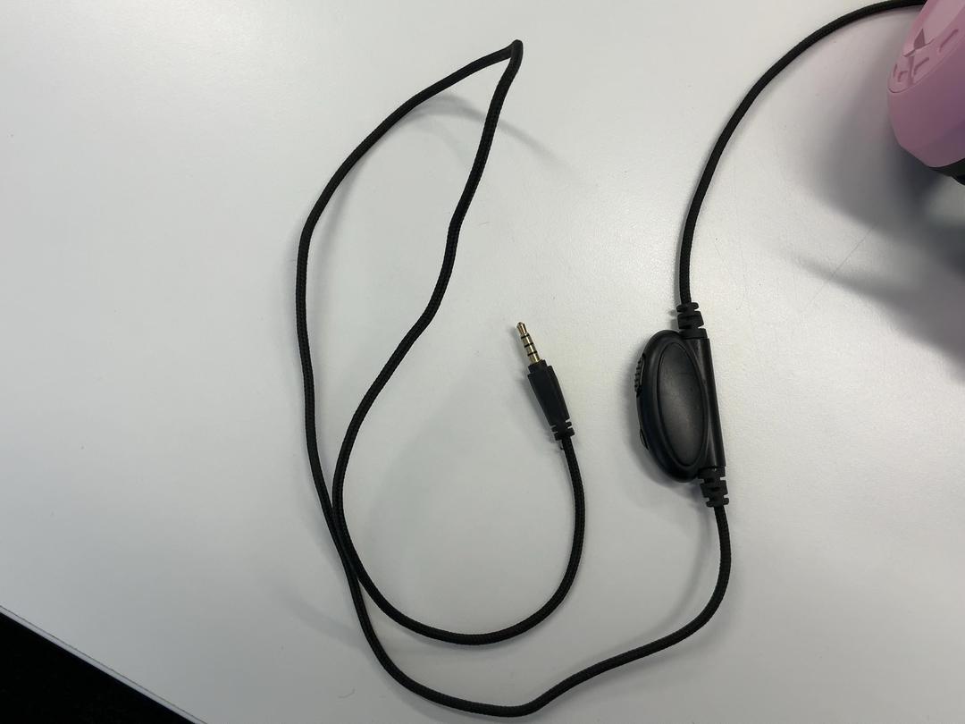 Photo '3' of Kids headphones Photo '3' of Kids headphones