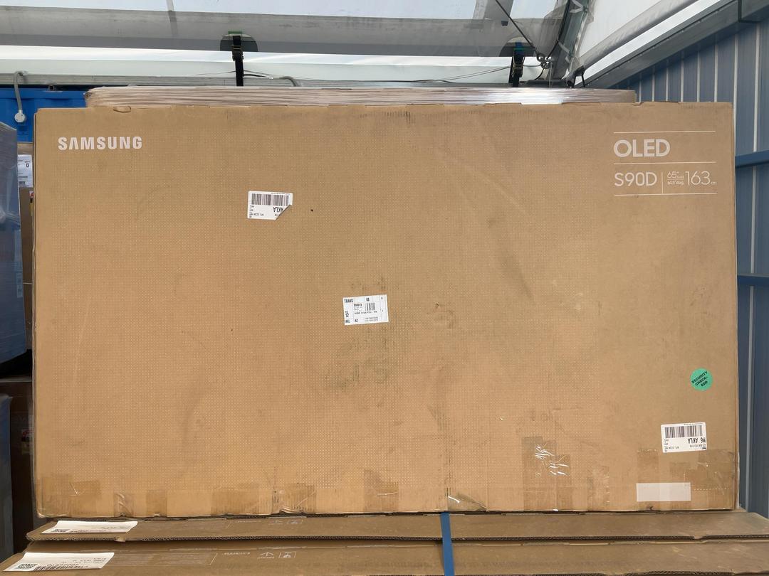 Photo '5' of Samsung S90D 4K OLED 65" TV Photo '5' of Samsung S90D 4K OLED 65" TV