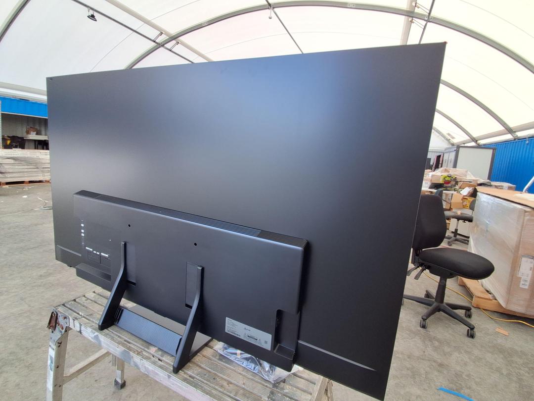 Photo '3' of Samsung OLED S90D 65" Photo '3' of Samsung OLED S90D 65"