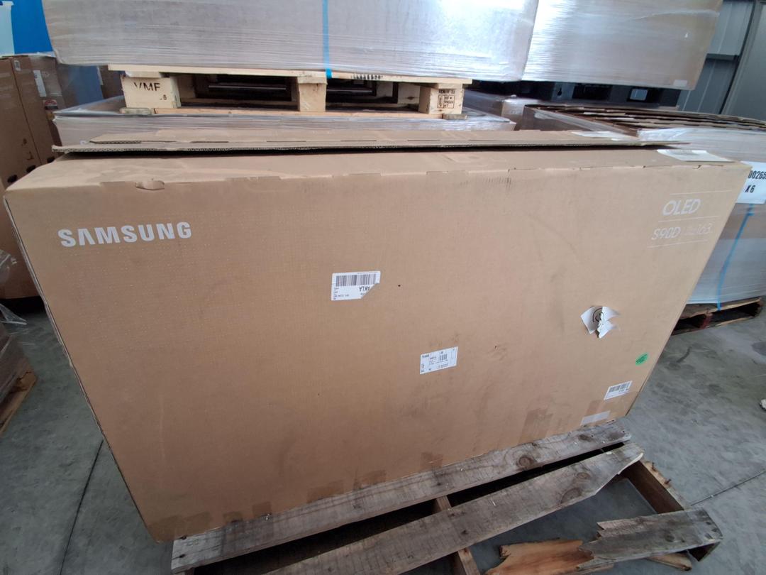 Photo '5' of Samsung OLED S90D 65" Photo '5' of Samsung OLED S90D 65"