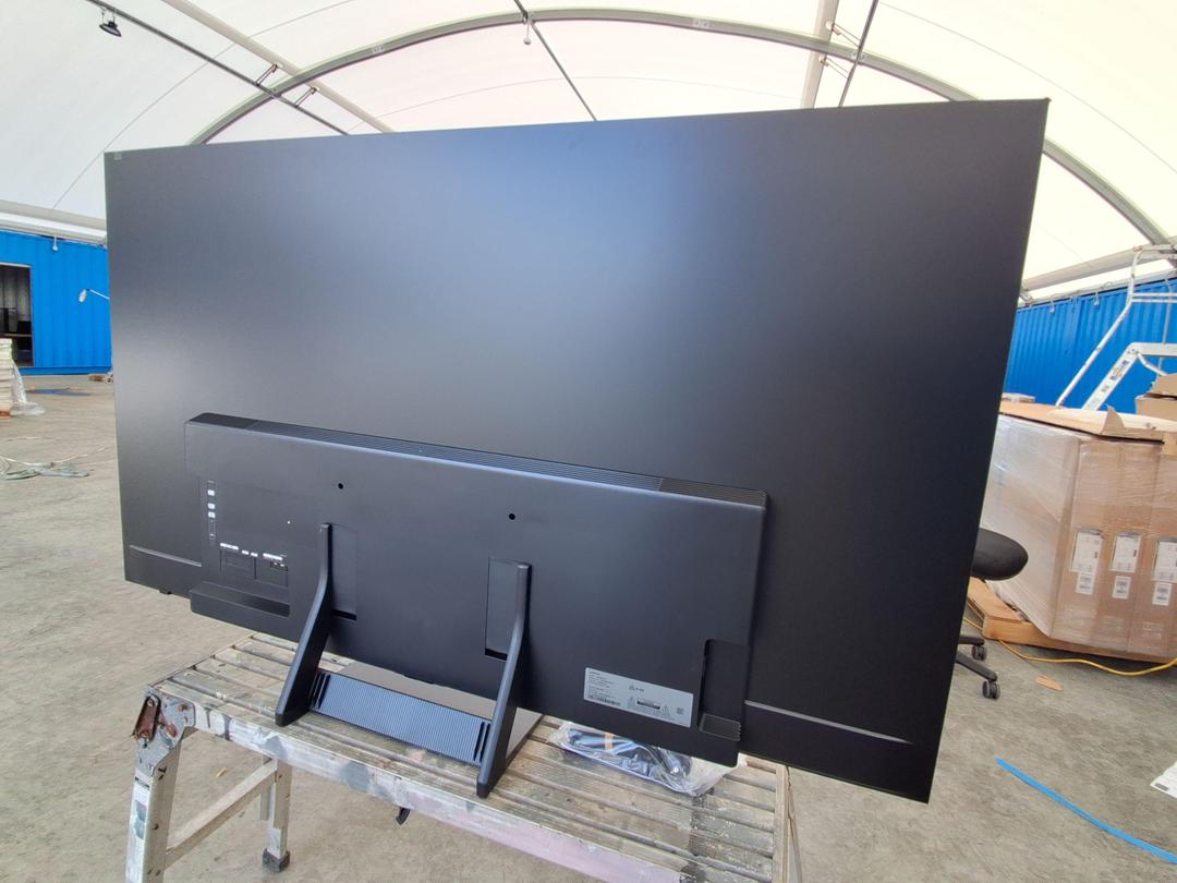 Photo '3' of Samsung OLED S90D 65" Photo '3' of Samsung OLED S90D 65"