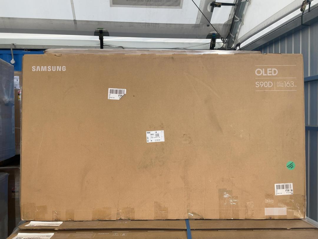 Photo '5' of Samsung S90D 4K OLED 65" TV Photo '5' of Samsung S90D 4K OLED 65" TV