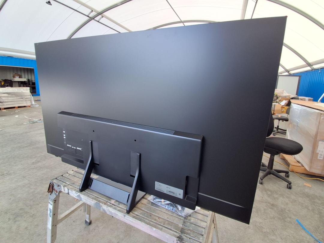 Photo '3' of Samsung OLED S90D 65"