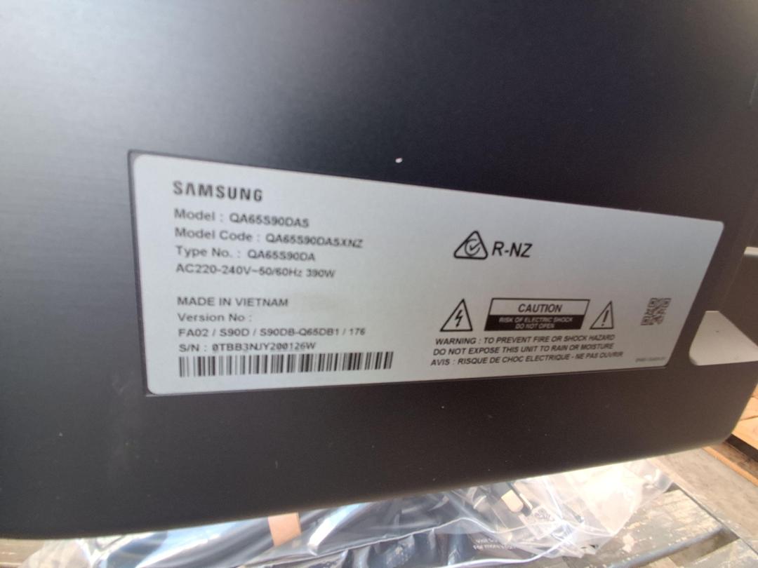 Photo '4' of Samsung OLED S90D 65"