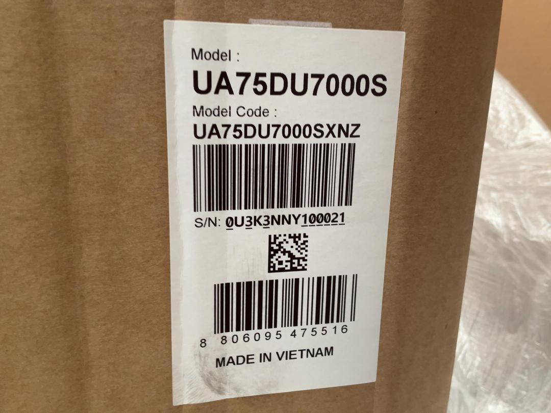 Photo '2' of Samsung Crystal UHD DU7000 75" TV