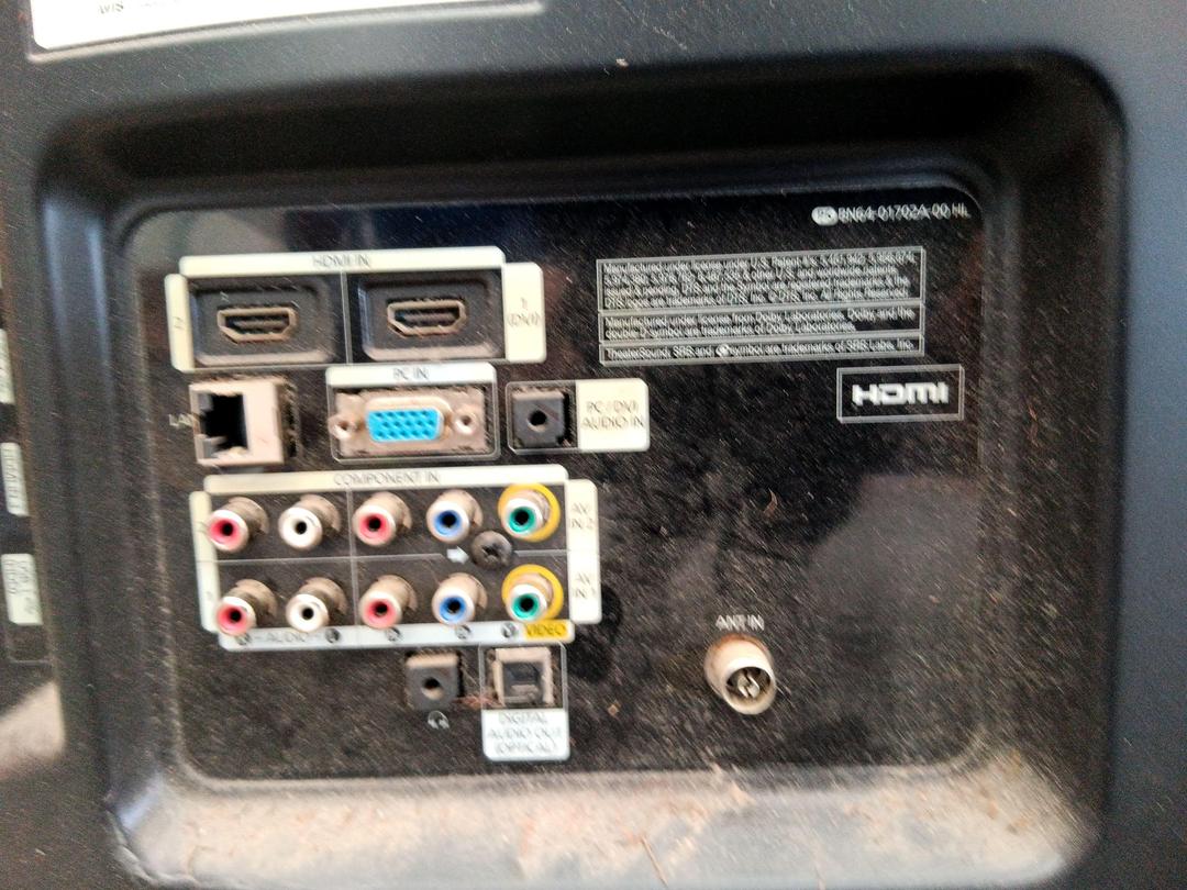 Photo '5' of Samsung 40" TV