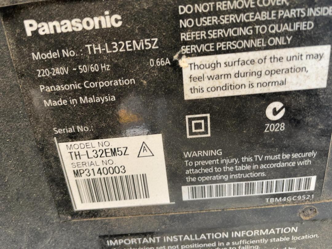 Photo '5' of Panasonic 32" TV