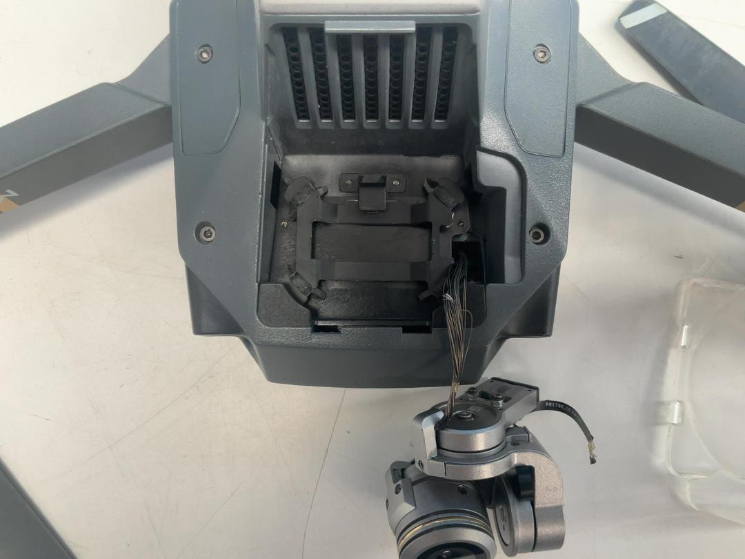 Photo '5' of DJI - Mavic Pro Quadcopter Drone - Damaged Camera