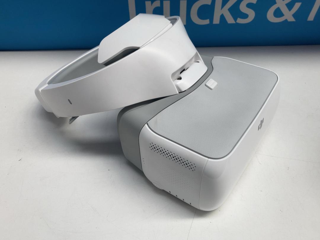 Photo '2' of DJI - Goggles V1 FPV Glasses DJI Mavic Pro, Air, Inspire, Spark & Phantom 4 Photo '2' of DJI - Goggles V1 FPV Glasses DJI Mavic Pro, Air, Inspire, Spark & Phantom 4