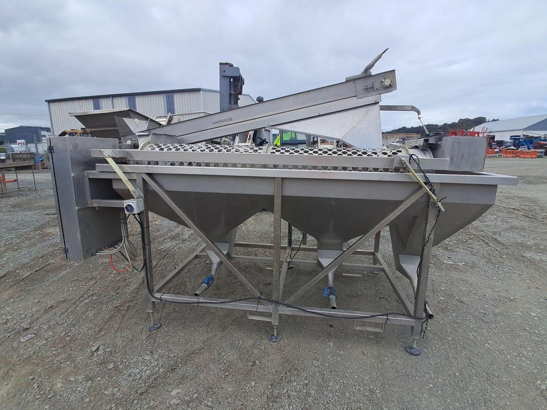 Photo '6' of SED water grader Photo '6' of SED water grader
