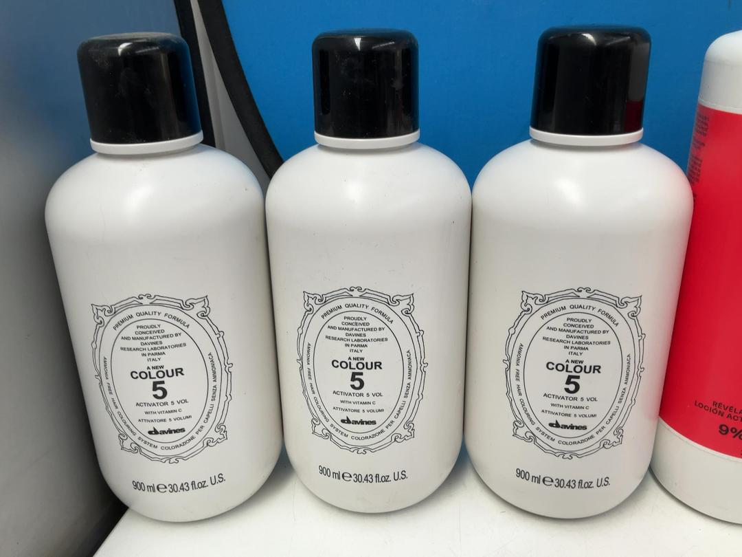 Photo '7' of Hairdressing Items or Similar - Schwarzkopf Oil Developer Etc