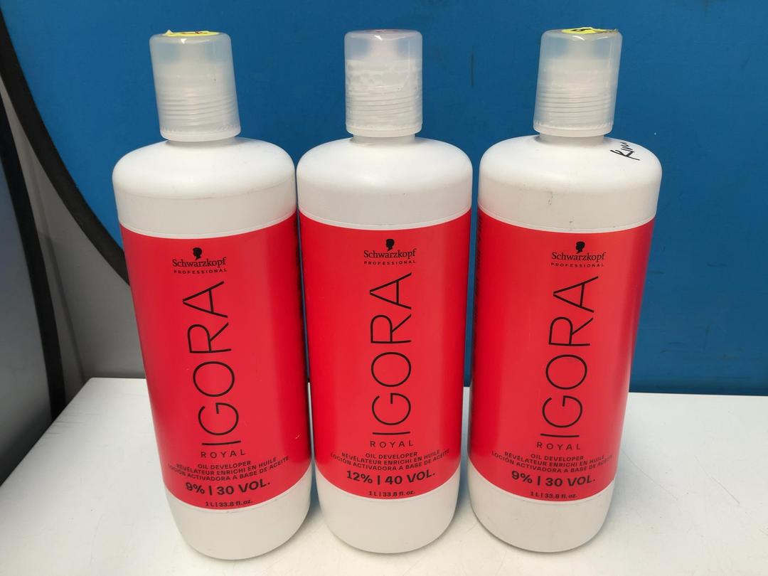 Photo '9' of Hairdressing Items or Similar - Schwarzkopf Oil Developer Etc