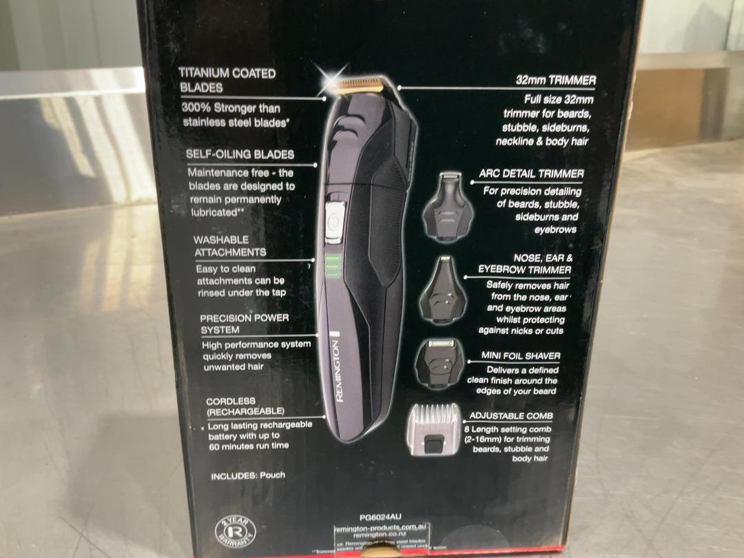 Photo '6' of Remington 5-in-1 Grooming Kit Photo '6' of Remington 5-in-1 Grooming Kit