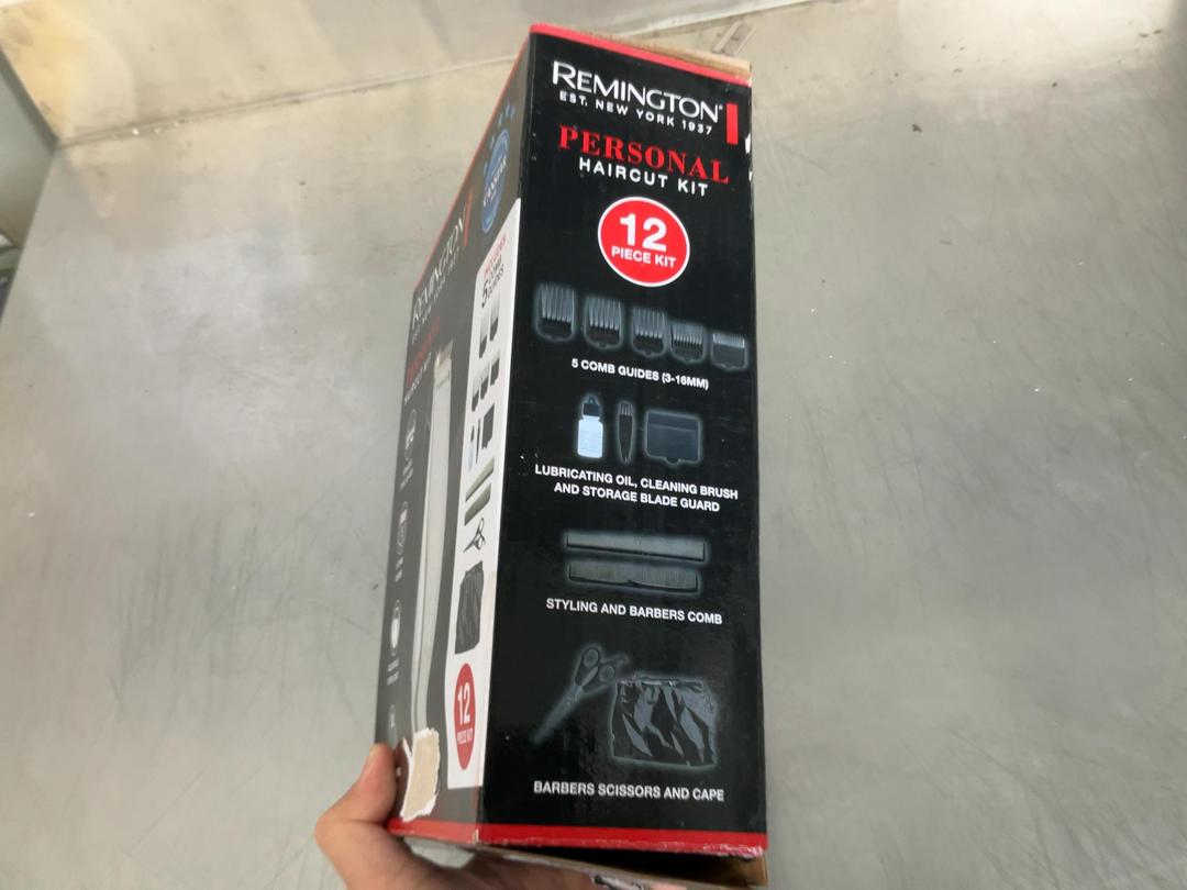 Photo '2' of Remington Personal Haircut Kit Photo '2' of Remington Personal Haircut Kit