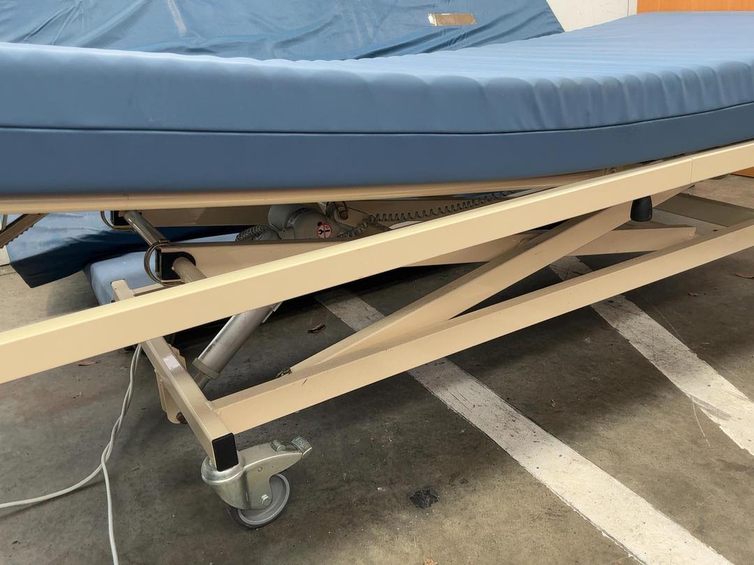 Photo '7' of Hospital Bed & Mattress
