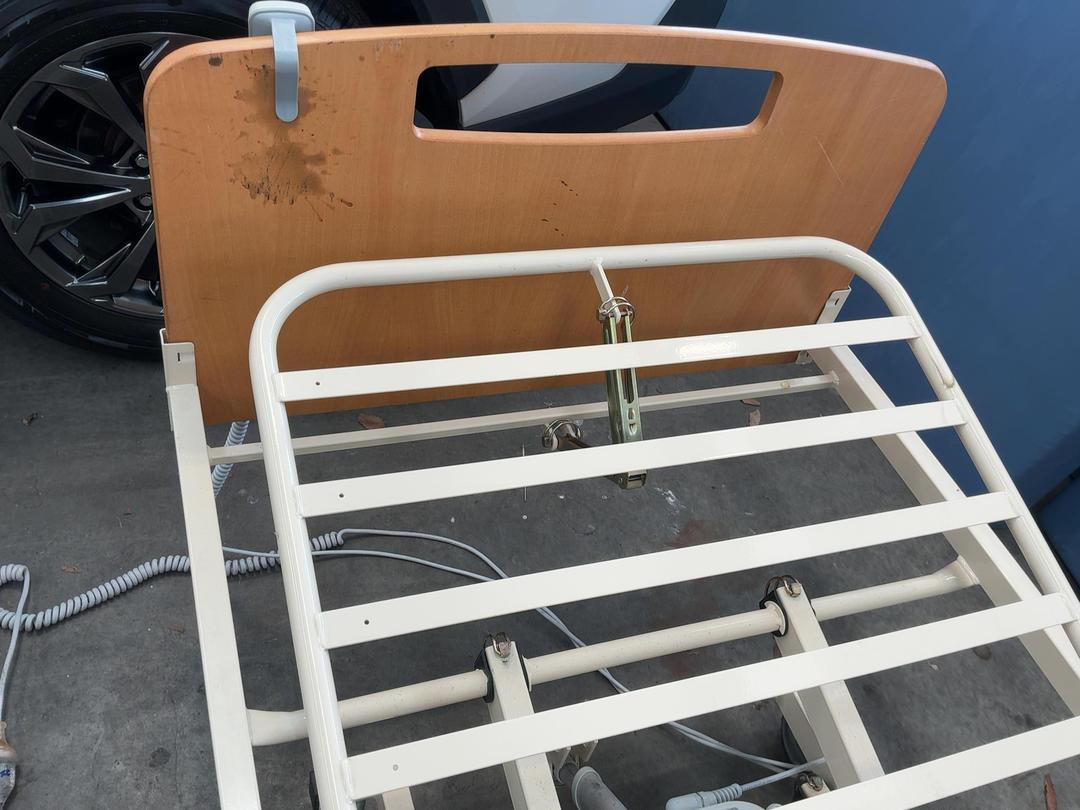 Photo '13' of Hospital Bed & Mattress