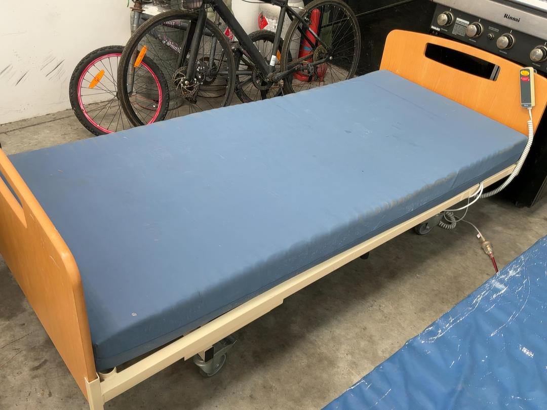 Photo '4' of Hospital Bed & Mattress