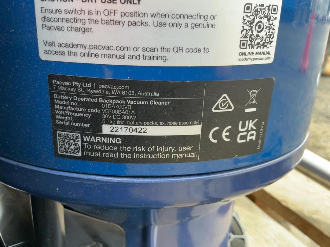 Photo '9' of 2x Pacvac Superpro Battery 700 Backpack Vacuum Cleaners Photo '9' of 2x Pacvac Superpro Battery 700 Backpack Vacuum Cleaners