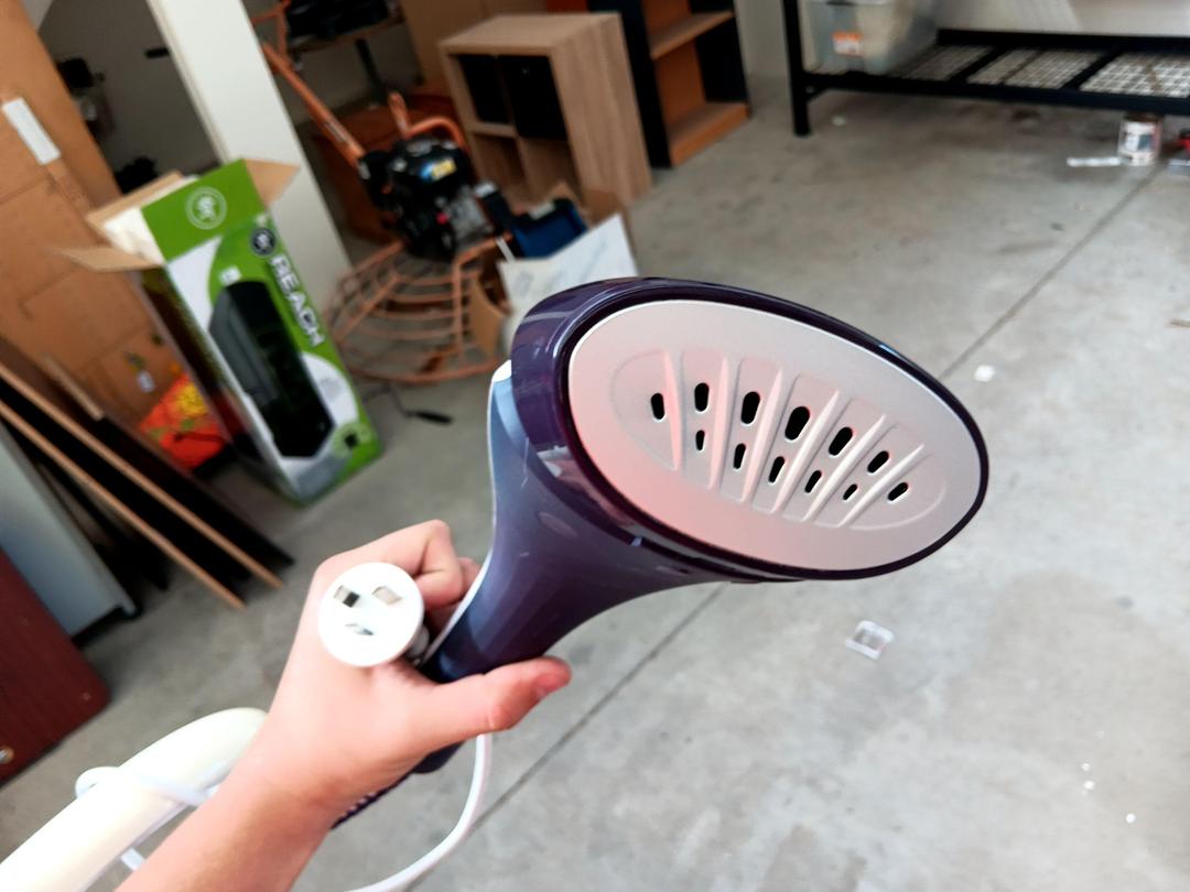 Photo '4' of Philips ComfortTouch Steamer